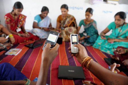 Facebook провела интернет в отдаленные районы Индии
