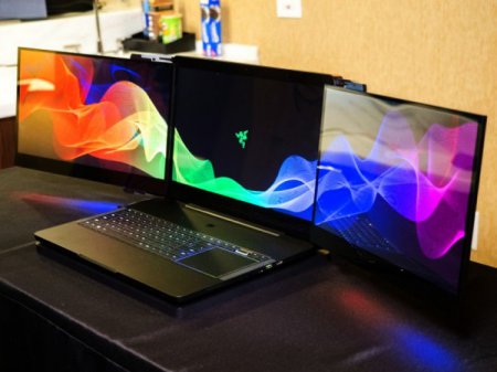 Razer презентовала ноутбук с тремя дисплеями на CES 2017