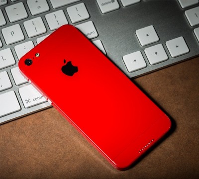 Apple впервые выпустит красный iPhone