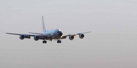 Американский самолет провел разведку вблизи Ленинградской области