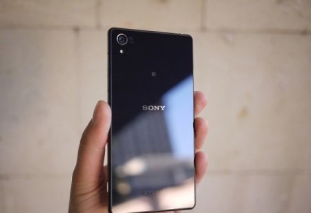 Sony представила новый смартфон Xperia L1
