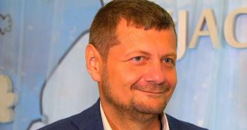Мосийчук предложил плевать в лицо журналисту Крутчаку