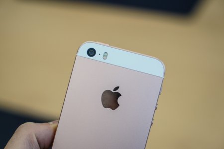 Apple протестировала первую партию iPhone SE индийской сборки