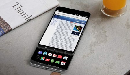 В Сети появились снимки нового смартфона LG V30