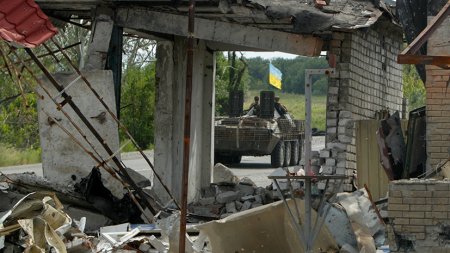 Хан поможет Украине: Евросоюз намерен выделить €50 млн на восстановление Донбасса
