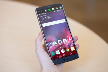 Эксперты рассказали, что стало причиной провальной премьеры смартфона LG V20