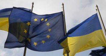 В ЕС ожидают продолжения борьбы с коррупцией в Украине после введения безви ...