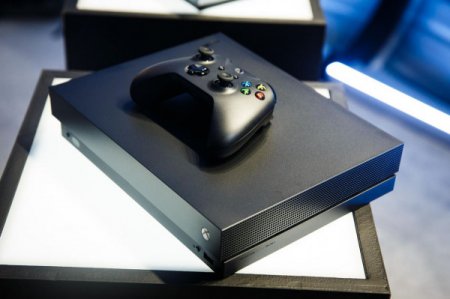 Microsoft представит новую консоль Xbox One X в августе этого года