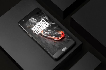 Российские цены на OnePlus 5 приближаются к доступному уровню