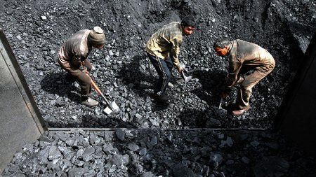 Тлеющая дружба: США почти в три раза увеличили цены на уголь для Украины в 2017 году
