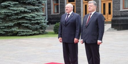 Лукашенко напомнил Порошенко о зове предков
