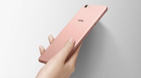 Oppo F3 в цвете «розовое золото» вышел на рынок Индии