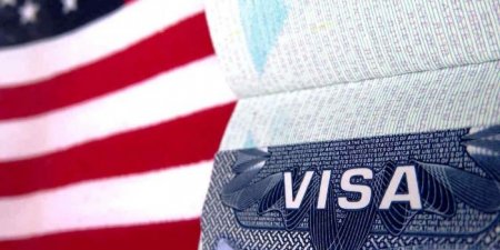 В посольстве США предложили россиянам получать визы за рубежом