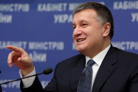 Аваков отрицает тайные договоренности с Тимошенко