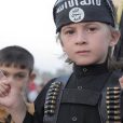 Боевики ИГ контратакуют в Акербате с использованием женщин и детей-смертник ...