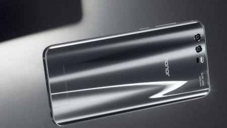 Huawei презентовала фото безрамочного Mate 10-«убийцы» iPhone 8
