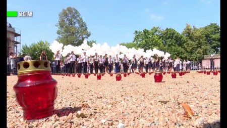 334 свечи: в Беслане почтили память жертв теракта