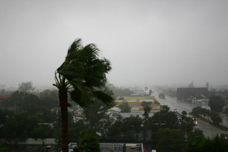 США под ударом: Ураган «Ирма» разрушит Флориду