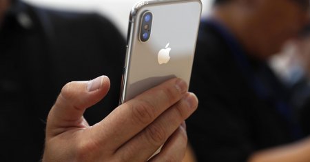 В сети разместили объявление о продаже iPhone X за 2 млн рублей