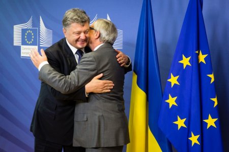 Польская «метла» гонит евроукраинцев из Украины