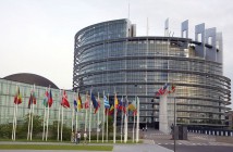 Европарламент призвал освободить Умерова и Чийгоза и снять обвинения с Семены