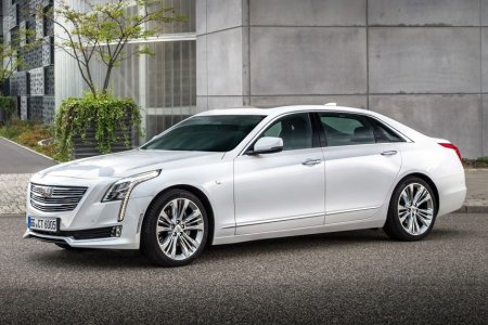 Корпорация General Motors озвучила стоимость флагманского седана Cadillac CT6 для российского потребителя