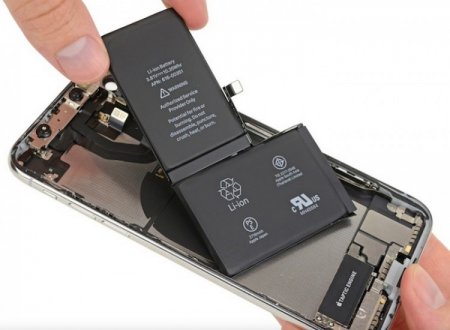 Компания Apple разрабатывает более ёмкостные аккумулятор для преемников iPhone X
