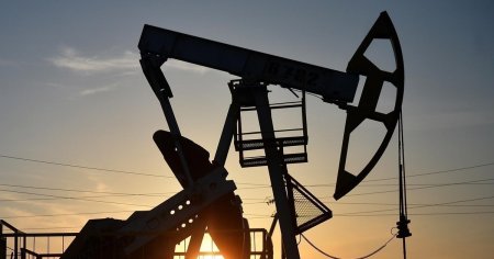 Россия увеличила объем добычи нефти в суточном масштабе, не нарушая требова ...