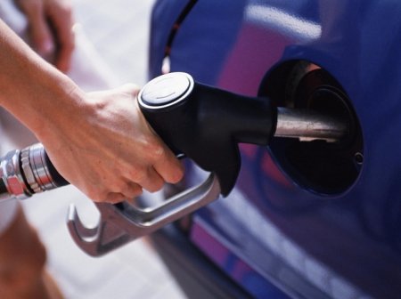 ФАС обвиняет в росте цен на топливо налоги