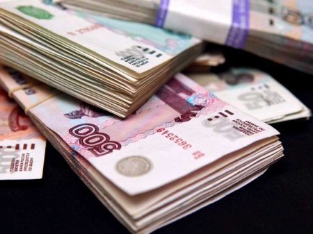 На повышение зарплаты бюджетников власти выделили 20 миллиардов рублей