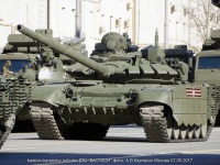 Начаты испытания модернизированных танков Т-80БВМ и Т-72Б3М