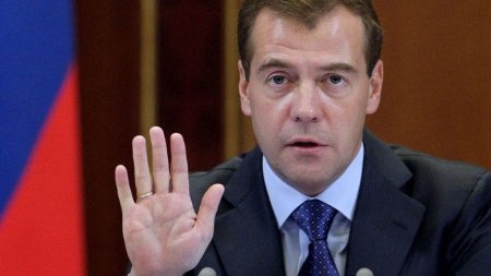 Новый старый Медведев: реальные результаты за 6 лет