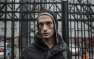 Почему «художник» Павленский, сидящий полгода в тюрьме Франции, никому не и ...