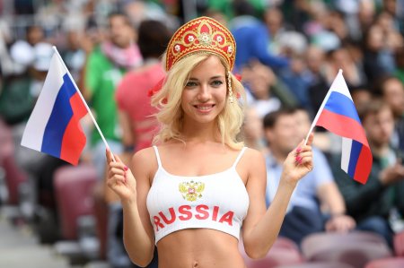«Нам говорили, что будет иначе, а русские невероятны»: как ЧМ-2018 рушит зарубежные стереотипы о России (ФОТО)