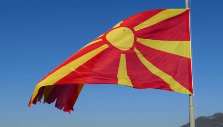 НАТО пригласило Македонию на переговоры по вступлению в альянс