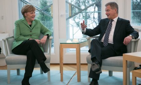Меркель обсудила с президентом Финляндии ситуацию в Украине