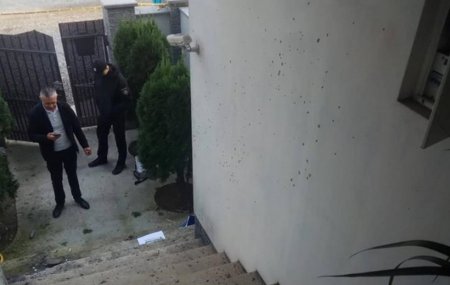 В Виноградове во двор депутата бросили взрывное устройство