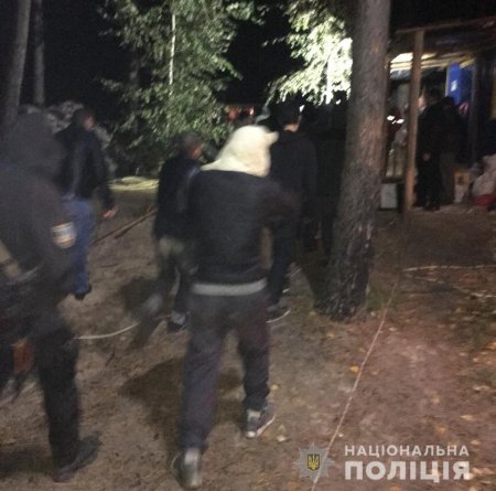 Полиция рассказала подробности освобождения вьетнамцев под Киевом