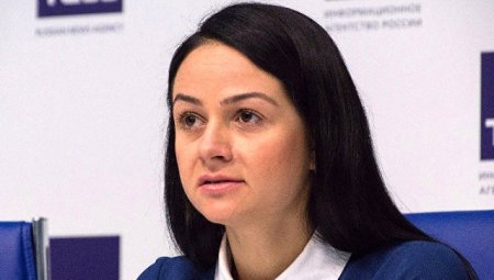 Свердловскую чиновницу отстранили от должности после заявления о молодежи
