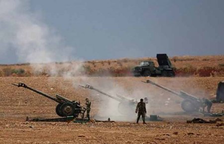Сирийская армия наращивает количество ударов по боевикам и сама несет потери в пр. Хама