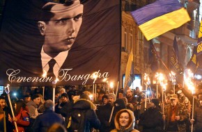 Мобилизация «патриотов»: как Бандера стал национальным героем Украины
