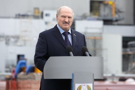 Лукашенко считает, что Белоруссия с ним во главе на Западе не нужна