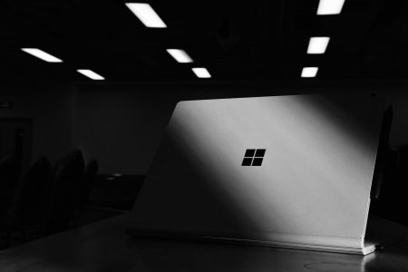«Билл, ты нас убил!»: Microsoft предупреждает о прекращении обслуживания Windows 7