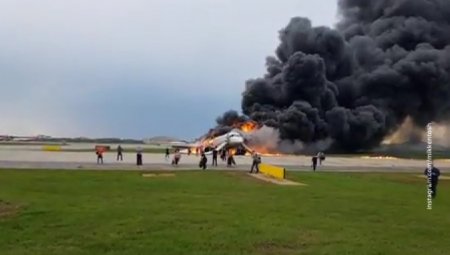 Жесткая посадка Superjet 100 в Шереметьево: погибли 13 человек, в том числе ...