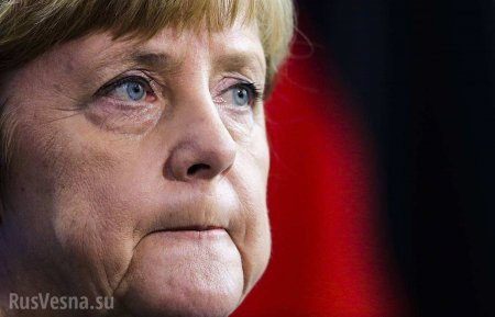 Меркель опять затрясло (ВИДЕО)