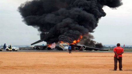 В Ливии уничтожен украинский транспортный самолет