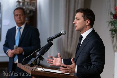 Зеленский в Нью-Йорке встретился с «лучшими украинскими дипломатами» (ФОТО)