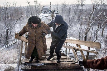 СРОЧНО: Украина закрывает все пункты пропуска на линии разграничения с Донбассом