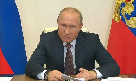 «Послушайте меня внимательно!» — Путин разнёс чиновников, тормозящих выплаты медикам (ВИДЕО)