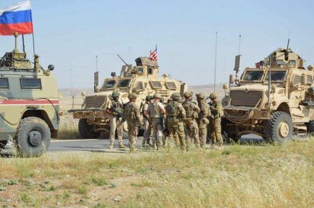 Российские военные остановили американскую колонну в провинции Хасака